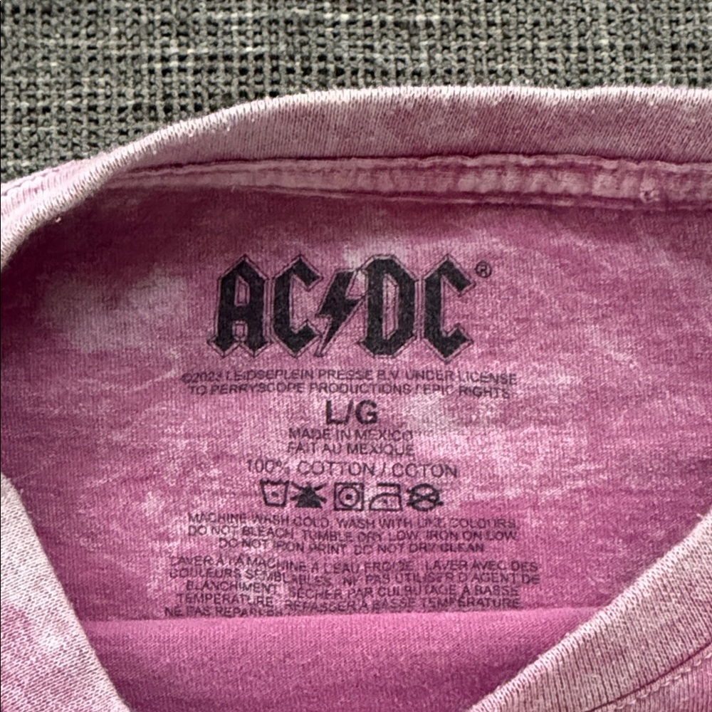 AC/DC Pink Short Sleeve Tee - Picture 3 of 4